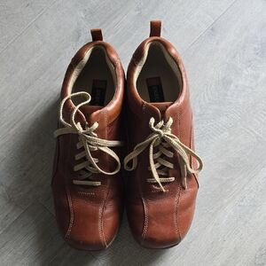 Skechers Men's Brown Leather Sneakers